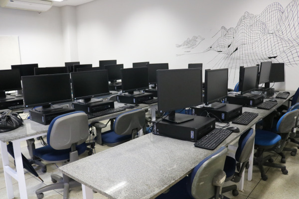 19 Computadores de mesa.JPG